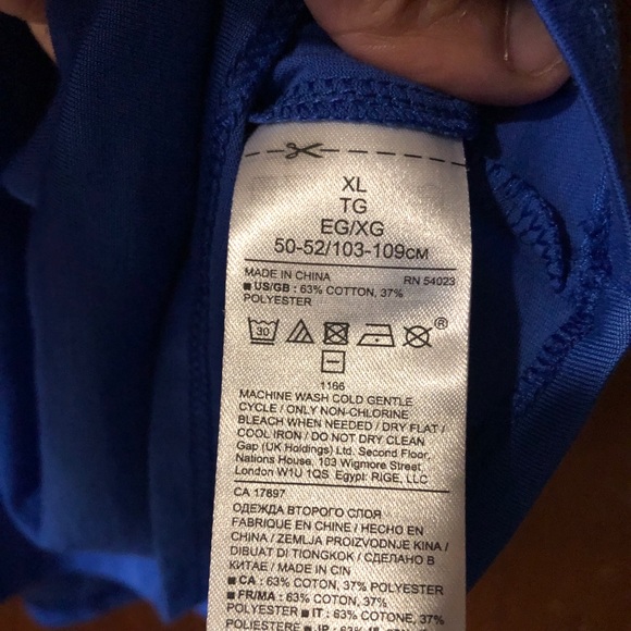 Banana Republic open shoulder t-shirt - Picture 5 of 6